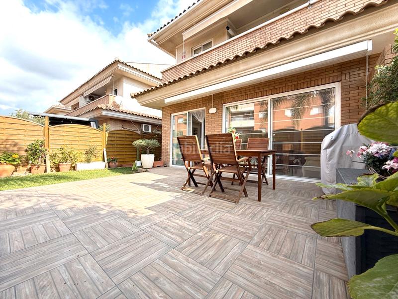 Foto 520adebd-cd5f-48e0-909e-ddddddaafeef. Casa aparellada amb calefacció aparcament a Regueral - Prat d'en Forés Cambrils