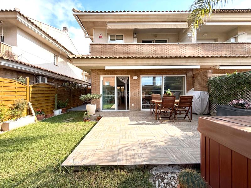 Foto ac10035b-c3c4-4ee7-9418-2c0d7c341e06. Casa aparellada amb calefacció aparcament a Regueral - Prat d'en Forés Cambrils