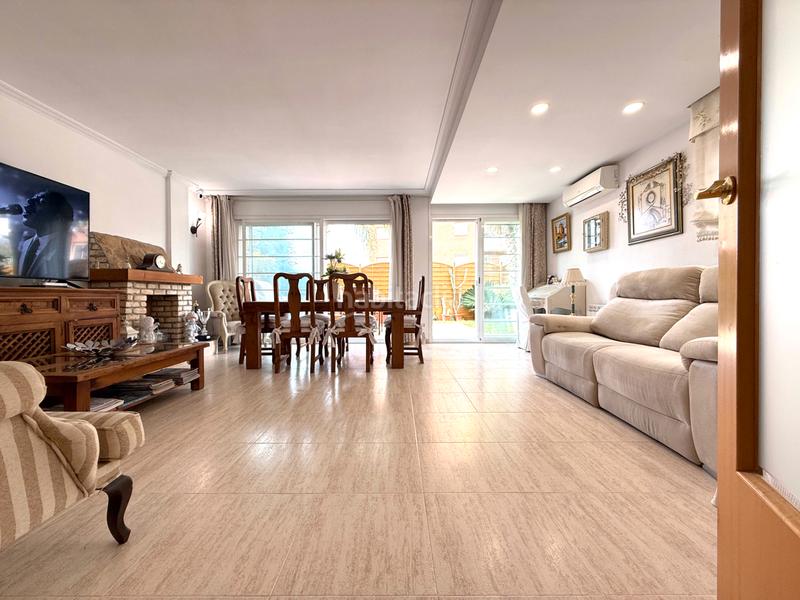 Foto e2da002c-0ad9-403d-86a6-5cc10abbff2b. Casa aparellada amb calefacció aparcament a Regueral - Prat d'en Forés Cambrils