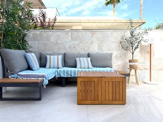 Semi detached house in Carrer Noucentisme