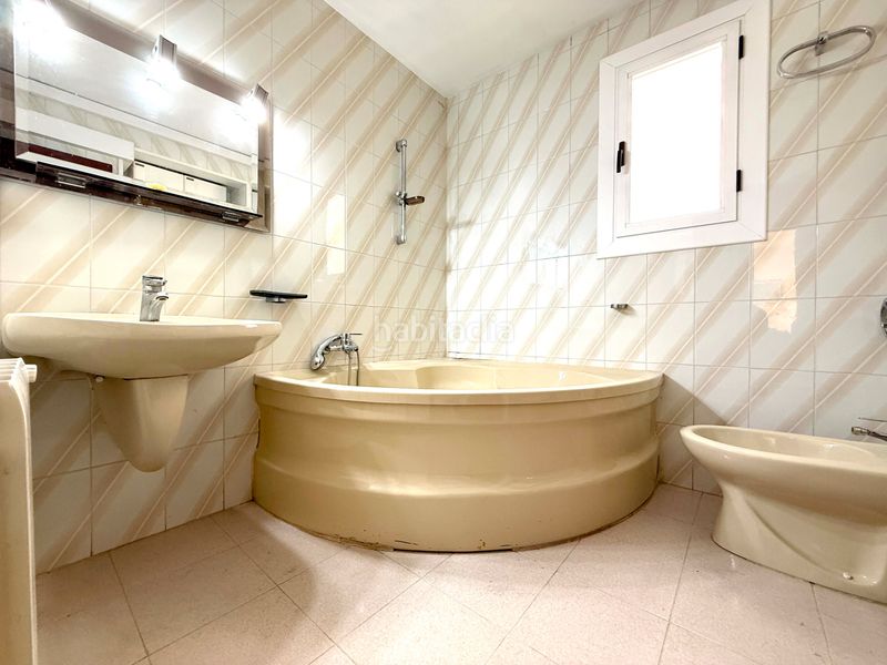 Foto 872c81a9-2c08-4b1b-b307-ce878196ae47. Penthouse with heating parking in Nou Eixample Sud Tarragona