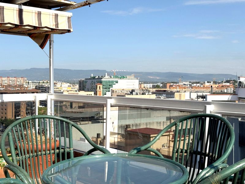 Foto e32e1a49-8e32-4bdc-bba6-c18d9ad9f55e. Penthouse with heating parking in Nou Eixample Sud Tarragona