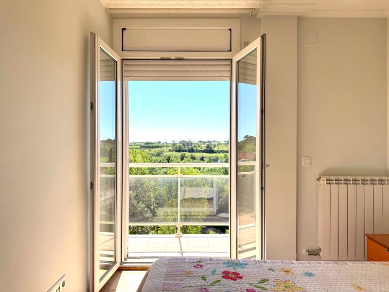 Foto b4ba249a-41b7-4c67-a107-14d101f7a154. Apartament amb calefacció a Valls