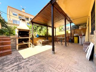 Maison jumelée  Avinguda de catalunya. Si sois una pareja con niños, no te pierdas esta casa en perafor