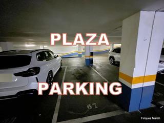 Aparcament cotxe  Calle teodora lamadrid. Plaza de coche mediano