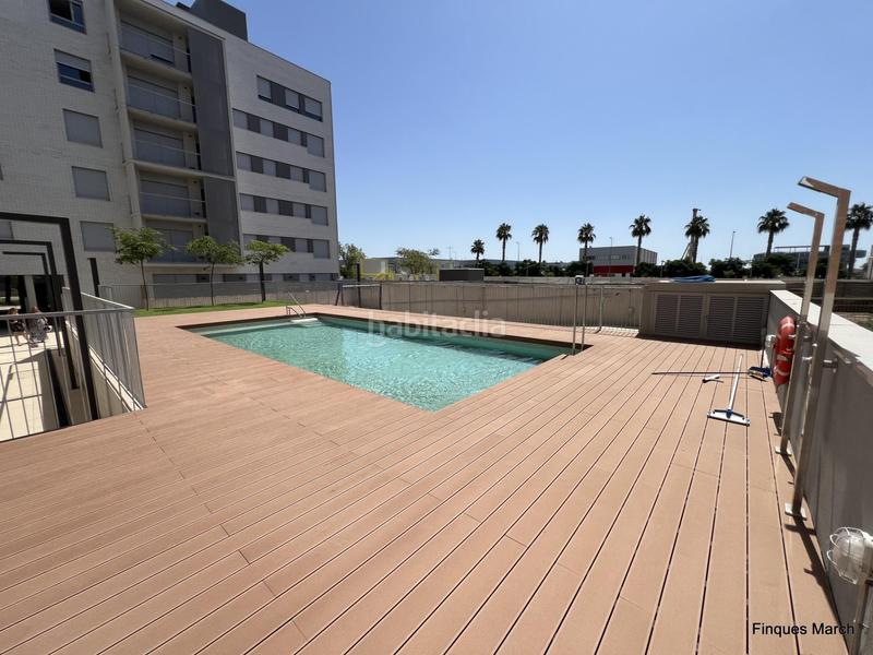 Foto 9674d8f2-bdf9-4be6-ac63-d0c6f36a821c. Affitto appartamento con riscaldamento parcheggio piscina in Viladecans