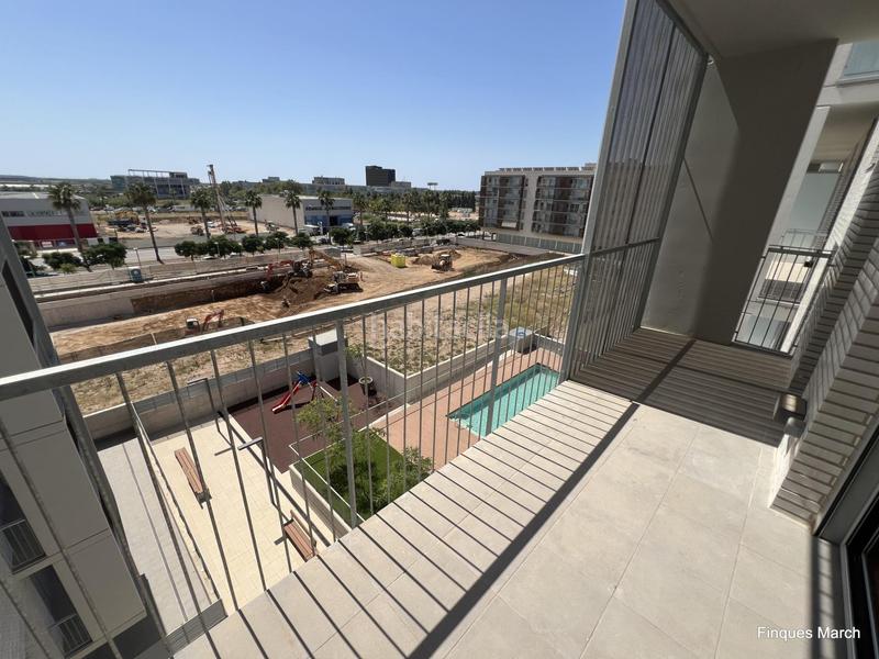 Foto 839fa7b6-7538-43df-98fa-42b1b71fe1d0. Rent flat with heating parking pool in Vilamarina Viladecans