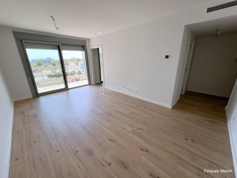 Foto 4bd7816d-eeda-453a-96c0-e7667981fe23. Alquiler piso  de obra nueva con parking en Vilamarina Viladecans