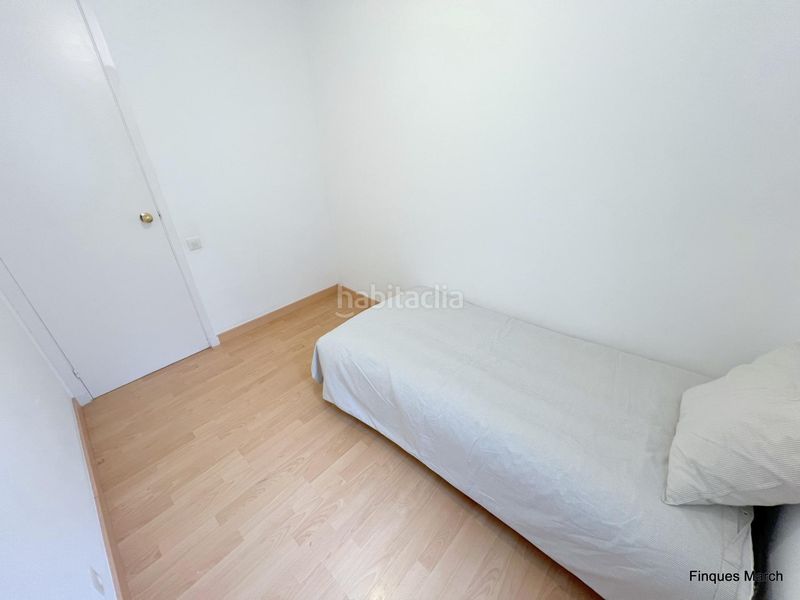 Foto acf7e711-6129-4390-b651-435868a00e7b. Àtic amb aparcament a Putget - Farró Barcelona