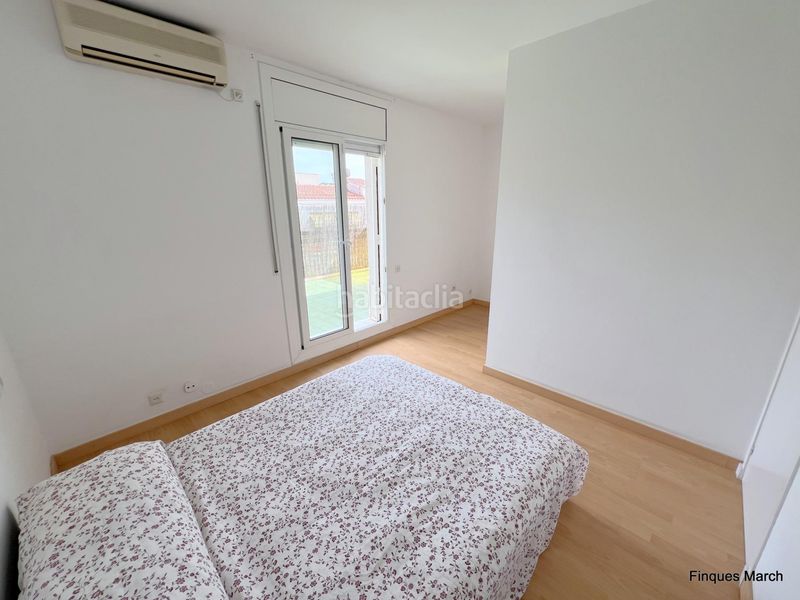 Foto bba0832e-e1bf-4c2b-803a-e7977030dc16. Àtic amb aparcament a Putget - Farró Barcelona