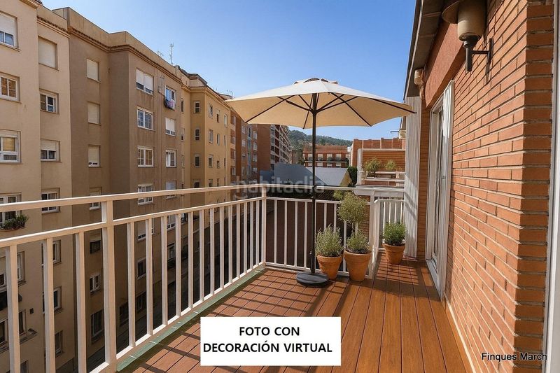 Foto e932079f-b321-4cf6-9ccf-8d60881c7581. Àtic amb aparcament a Putget - Farró Barcelona