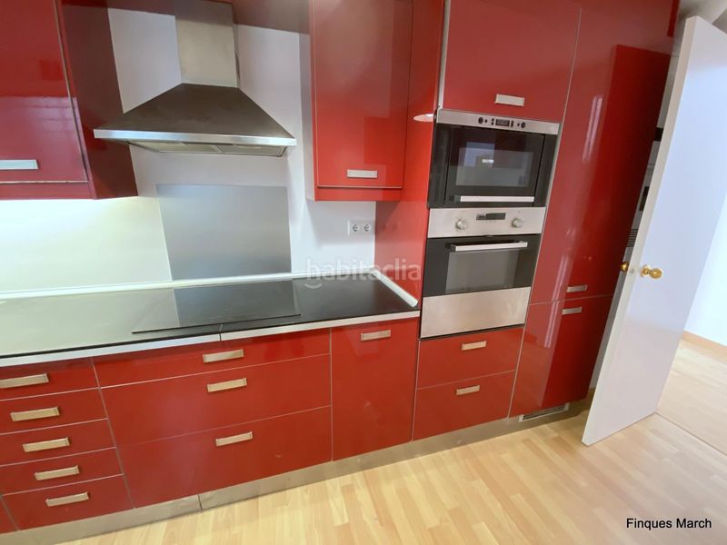 Foto 766fecde-79fd-4205-983c-ed7d92d3ac66. Àtic amb aparcament a Putget - Farró Barcelona