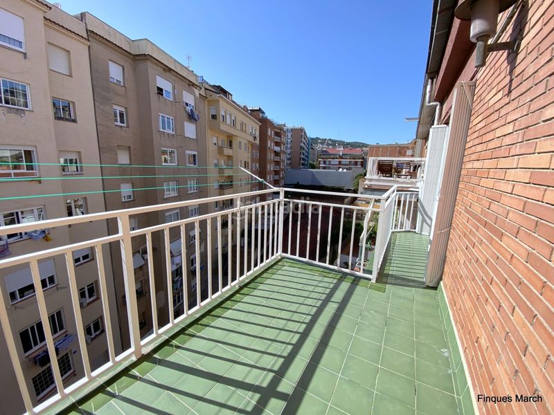 Foto c9d0e6bf-b61b-4d1d-835d-283e1f246b15. Àtic amb aparcament a Putget - Farró Barcelona