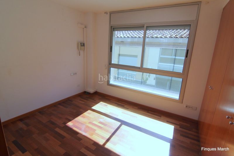 Foto cc3ee2fd-0df3-42b0-952a-f92bb258ad73. Pis amb calefacció a Horta Barcelona