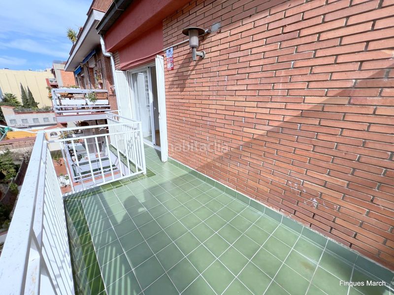 Foto e7b8b732-f2c5-4f58-a6ba-51642315453e. Àtic amb aparcament a Putget - Farró Barcelona