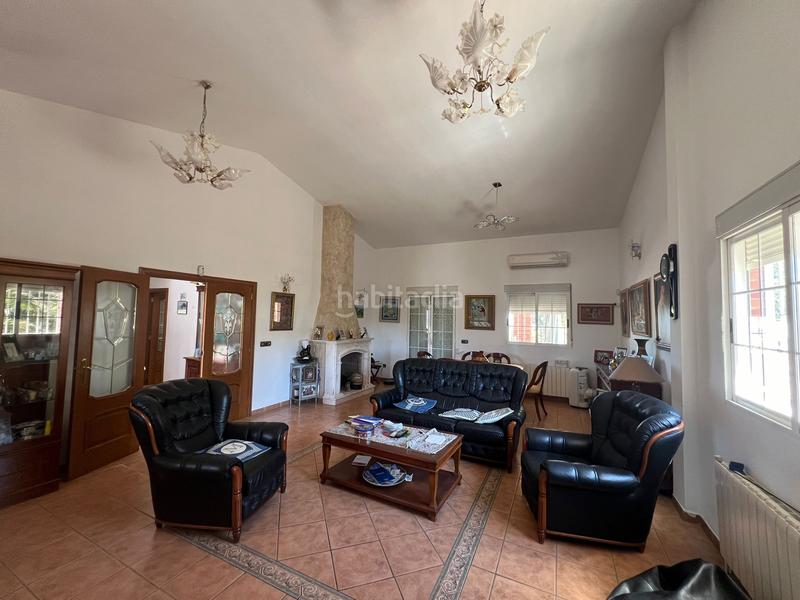 Foto a5f1f491-c782-41fa-8572-57e58393ed77. Chalet s independiente en loma del castillo en Chiva