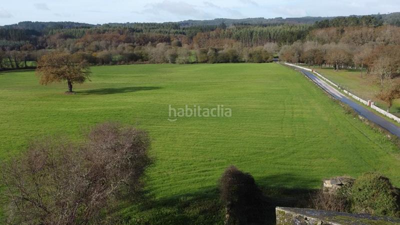 Foto 77946509-8063-4c1c-b2bb-96f79352b581. Masia amb xemeneia calefacció aparcament a Parroquias del Este Lugo