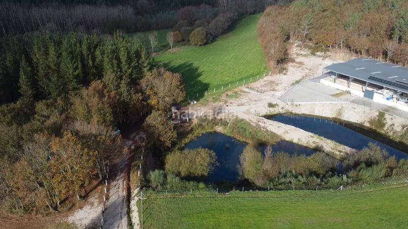 Foto ea474202-1bab-494e-8266-501a79f51f61. Masia amb xemeneia calefacció aparcament a Parroquias del Este Lugo