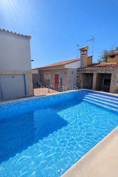 Foto 0bef6045-23fa-4aec-adda-e1ad4762311b. Xalet amb xemeneia calefacció piscina a Santa Bárbara Llíria