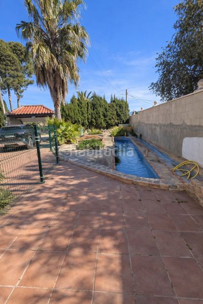 Foto e370a2a9-71b4-4f99-b238-46cb4a5c652e. Xalet amb xemeneia calefacció piscina a Santa Bárbara Llíria