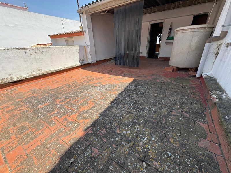 Foto 2dafb42d-91c8-4538-9b40-4d7c5e9980ac. Casa adossada a Centro Chiva