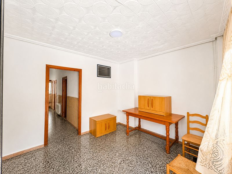 Foto 4db1f19d-ae23-42ce-b58c-0d6d2322d05f. Casa adossada a Centro Chiva