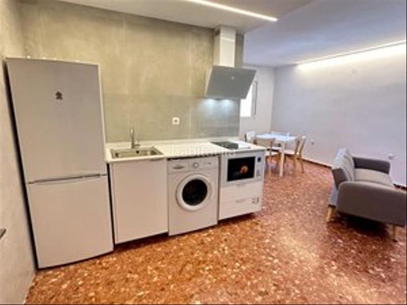 Foto 5262d497-7383-45a8-9e63-4af54002449e. Lloguer pis a calle cervantes 24 a pueblo de Cullera Cullera