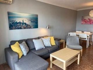 Rent Flat in Carrer de bèlgica 12. Piso para estudiantes c/ belgica cerca universidades