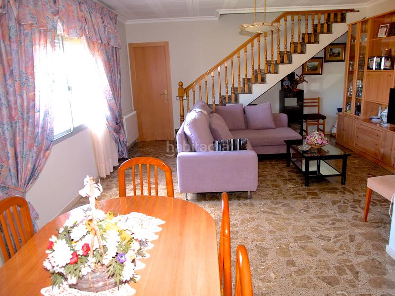 Foto f0ba1aaf-9768-4623-a137-bf3f3a624b25. Chalet en Les Martines Terrassa