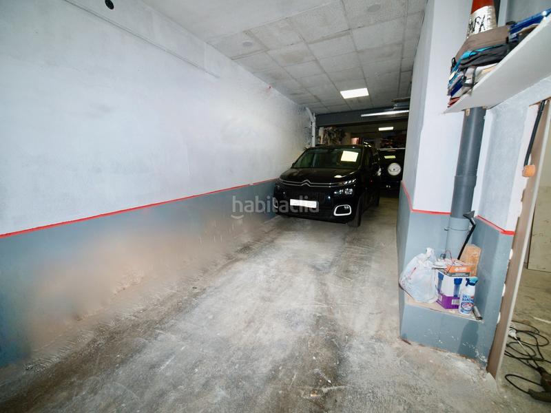 Foto ac45870e-29a7-47a1-8758-bef5d6bc9dbf. Haus mit heizung parking in La Maurina Terrassa