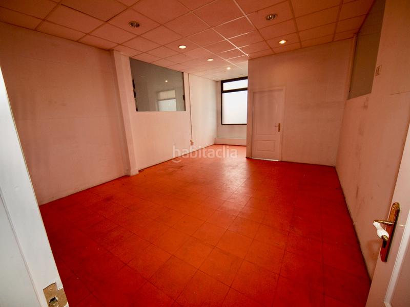 Foto 0478892c-a533-4337-88db-d26552f3c787. Location bureau avec chauffage dans Ca n'Aurell Terrassa