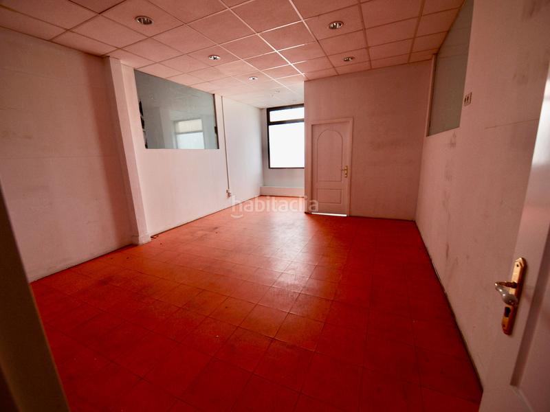 Foto 8f910df7-14a9-4d8d-87ef-2e42bd1dfa31. Location bureau avec chauffage dans Ca n'Aurell Terrassa