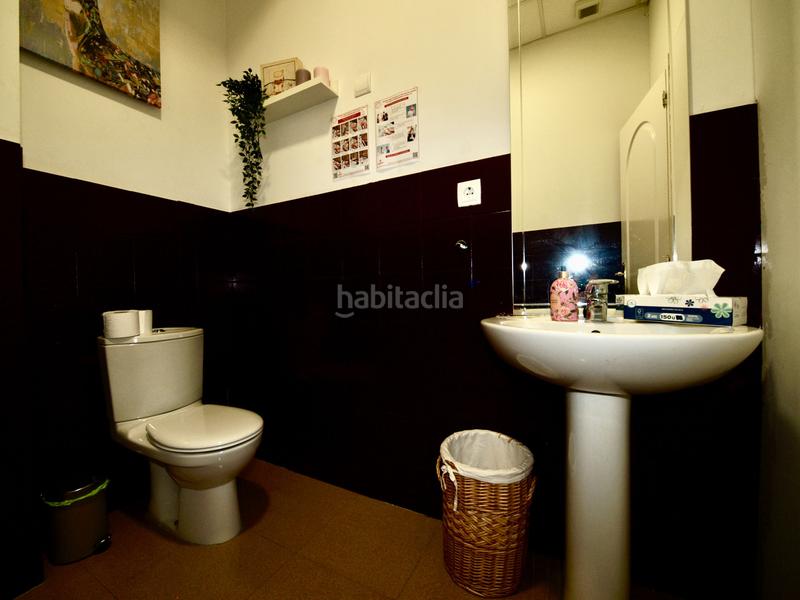 Foto a948fc88-44bc-401f-8db6-3ecad699674d. Location bureau avec chauffage dans Ca n'Aurell Terrassa