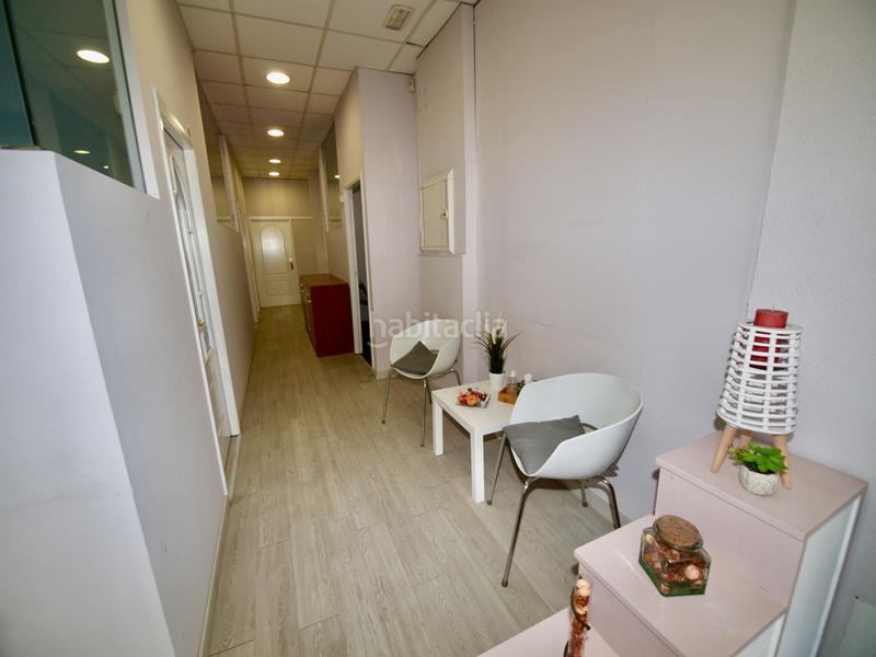 Foto c19f6816-11bc-4701-b4a0-6aac32f66f3d. Location bureau avec chauffage dans Ca n'Aurell Terrassa