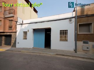 Local Comercial a Castelltort-Los Rosales. Local comercial con patio y salida de humos · sant quirze del va