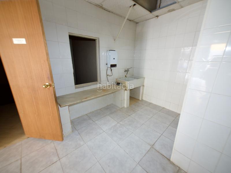 Foto d9ce5574-dbf9-49e5-b558-76d67d650daa. Alquiler local comercial en Ca n'Anglada Terrassa