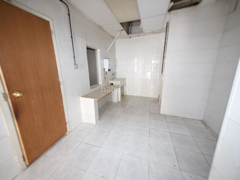 Foto c8b51e68-98a7-443b-8b86-bb87ae7f915d. Lloguer local comercial a Ca n'Anglada Terrassa