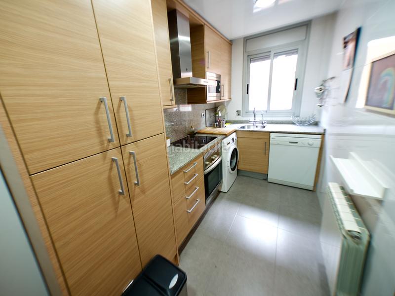 Foto 383ca72a-601b-4f70-be0f-a4a7cf1e72a4. Lloguer pis amb calefacció aparcament a Ca n'Aurell Terrassa