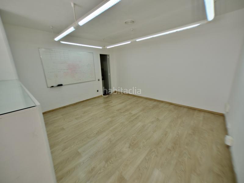 Foto 8af55174-560a-4f2b-8729-d4b1f3907847. Affitto locale commerciale in Ca n'Aurell Terrassa