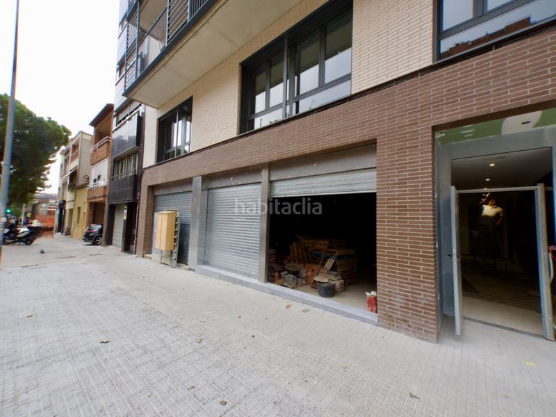 Foto 87c7149a-9692-43c5-b578-bf97b89464e5. Lloguer local comercial a Zona Esportiva Terrassa