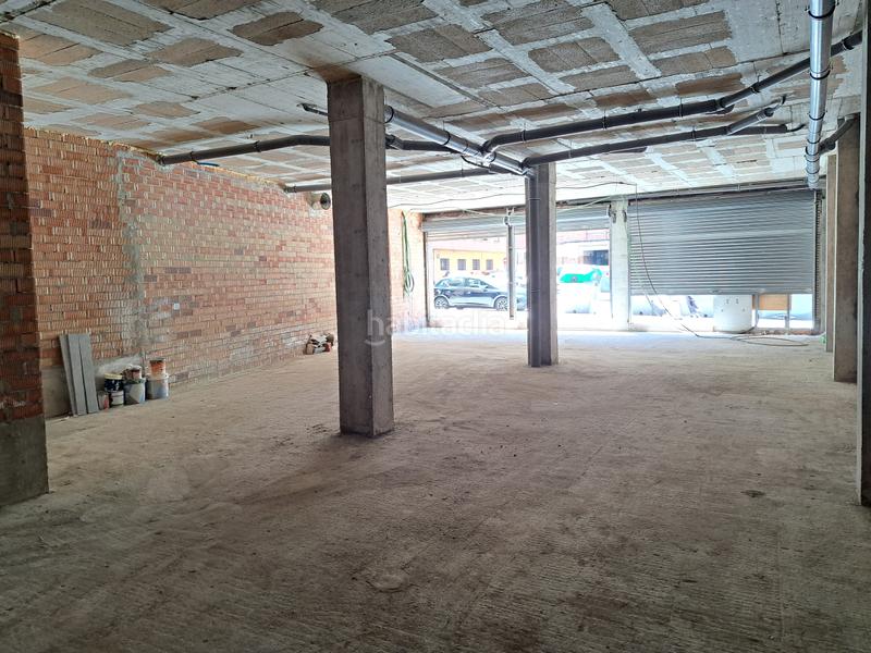 Foto 88f81b34-3b18-4bae-a220-f4b66b7b21d4. Lloguer local comercial a Zona Esportiva Terrassa