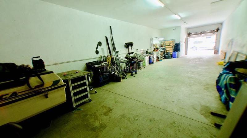 Foto 2aadd62f-51a9-49a2-ae48-f747e666d45d. Local comercial  o garaje - zona Ca n'Anglada en Terrassa
