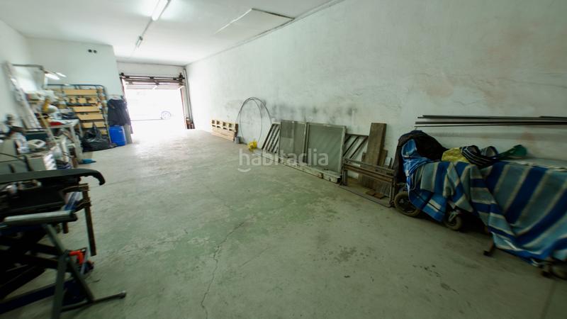 Foto b1448f54-fc81-47b5-a32a-45d534fc17ae. Local comercial  o garaje - zona Ca n'Anglada en Terrassa