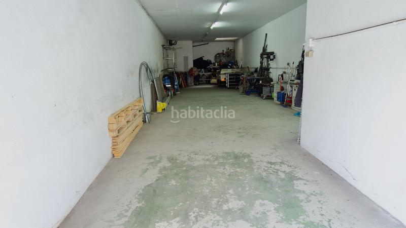 Foto d44264e6-4d39-45f3-bc58-a50690d49fae. Local comercial  o garaje - zona Ca n'Anglada en Terrassa