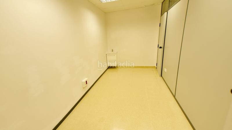 Foto 2cbc2807-4cc7-4856-b13d-a669237b49a6. Affitto locale commerciale con riscaldamento in San Pere Terrassa