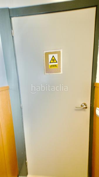 Foto 3a25db96-d7e2-4e51-b839-b428d443ad87. Alquiler local comercial centro medico - zona sant pere en Terrassa