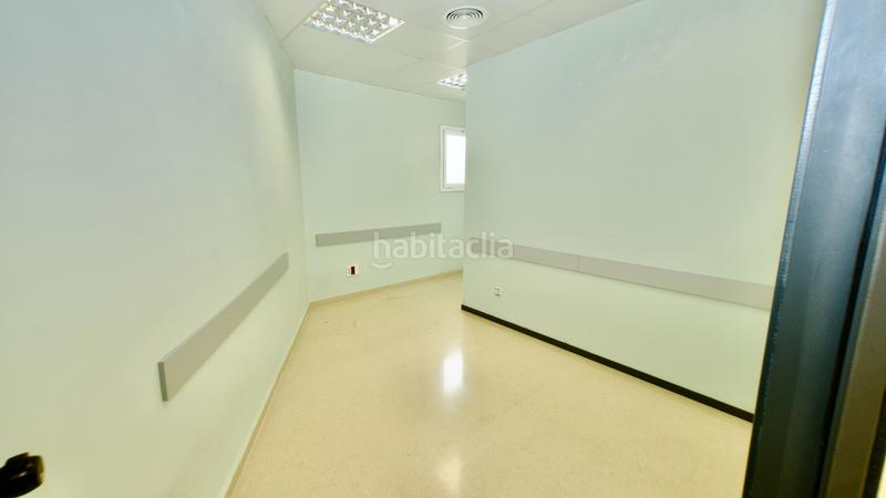 Foto 1c8a99a0-68b3-4c79-aab6-96f259c42cde. Miete geschäftsraum mit heizung in San Pere Terrassa