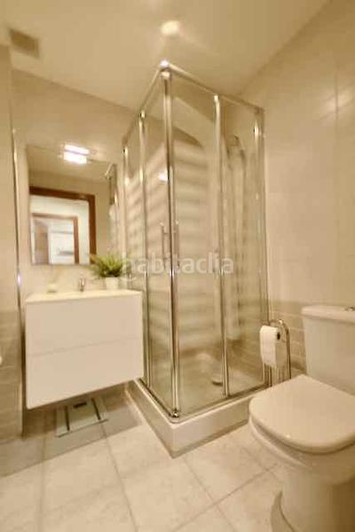 Foto 71bef880-f724-4de8-bfcf-e89c2d05e2d5. Piso para inversores - piso con inquilino- rentabilidad inmediata - zona Roc Blanc en Terrassa