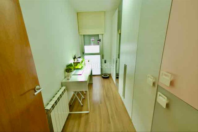 Foto d44ec35a-5cc9-4ac0-be50-c3399b6ad9ae. Piso para inversores - piso con inquilino- rentabilidad inmediata - zona Roc Blanc en Terrassa