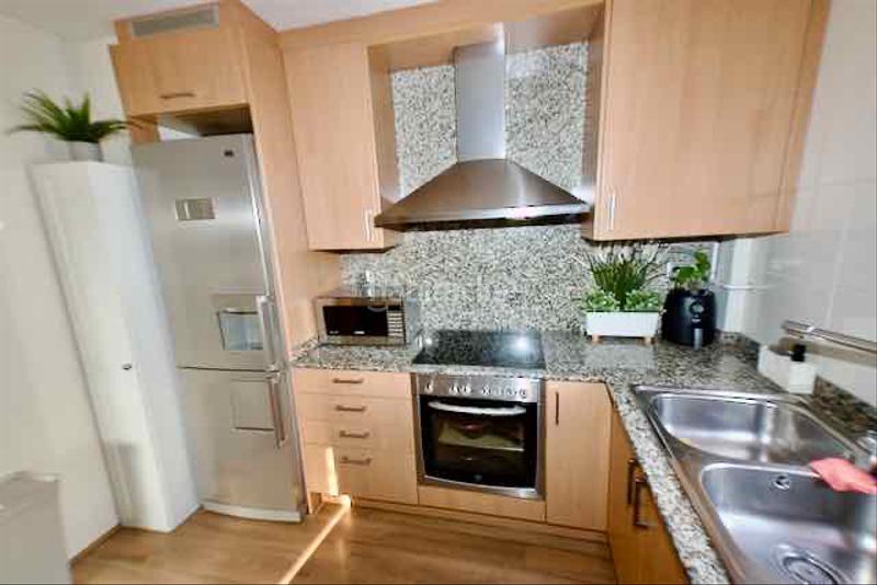 Foto f9ae9eb1-f081-43f8-8d86-8d4c71558b67. Piso para inversores - piso con inquilino- rentabilidad inmediata - zona Roc Blanc en Terrassa